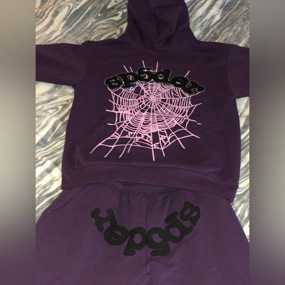 SMALL BRAND NEW FULL SPIDER TRACKSUIT!!!! - Picture 1 of 4